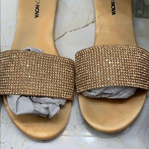 Fashion nova slides rose gold
